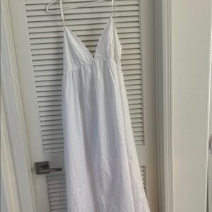 Commense White Backless Dress